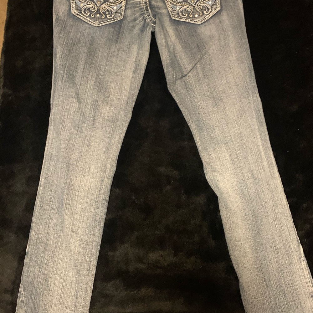 Jeans - Picture 2 of 3